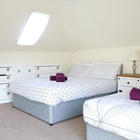Three Bed Holiday Home In อินเวอร์เนส ภายนอก รูปภาพ