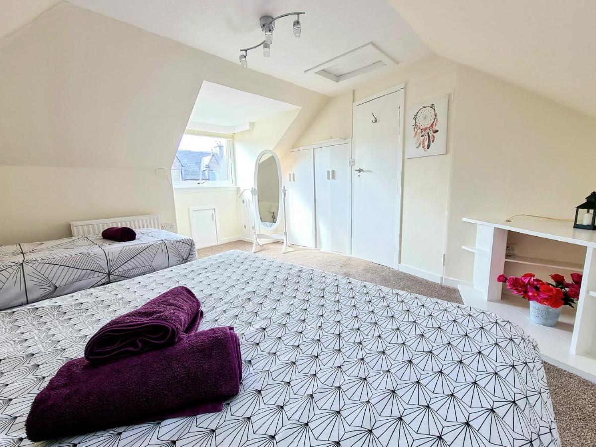 Three Bed Holiday Home In อินเวอร์เนส ภายนอก รูปภาพ