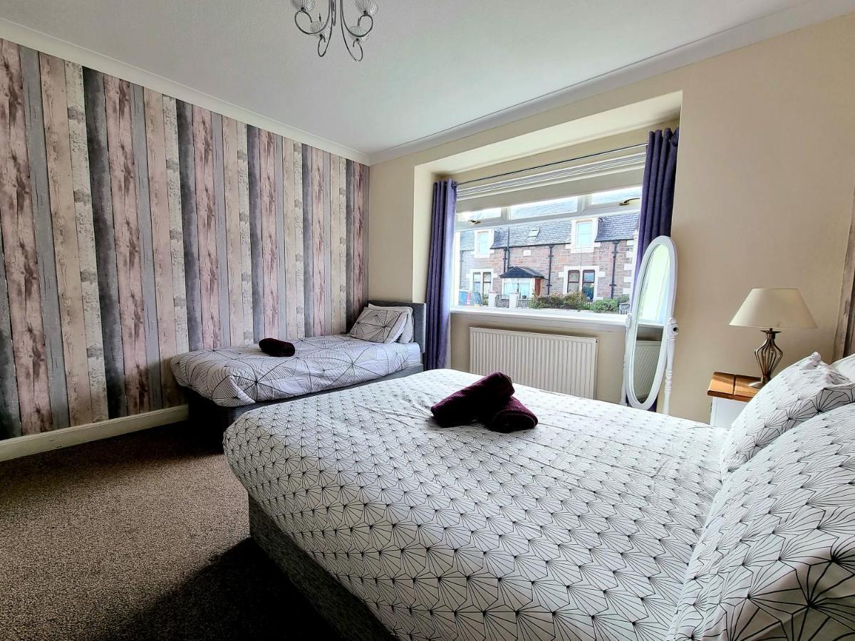 Three Bed Holiday Home In อินเวอร์เนส ภายนอก รูปภาพ